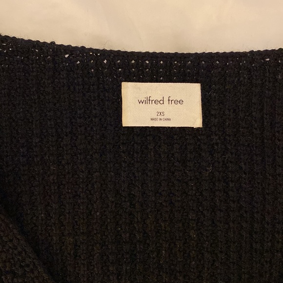 Black wool sweater - Picture 2 of 2